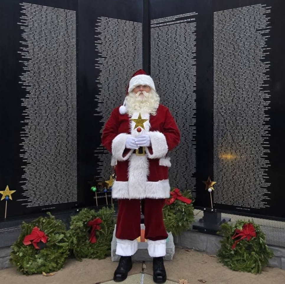 Santa at the Vietnam Memorial Wall
